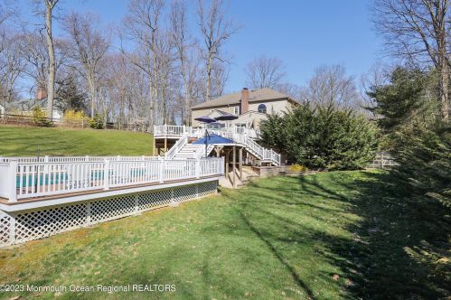 162 Borden Rd, Middletown NJ  07748-3050 exterior