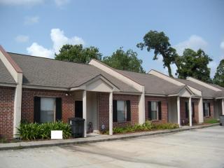 9158 Pecan Tree Dr, Baton Rouge LA  70810-7043 exterior