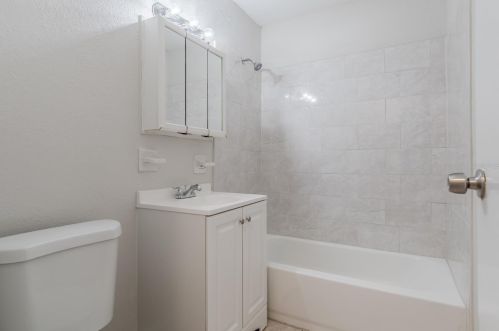 122 Atlas Dr, Apopka FL 32703-4781 exterior