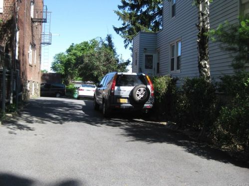 248 Terrace Ave, Mount Vernon NY  10550-1011 exterior