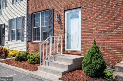 43 Yagers Rd, Richmond National Battlefiel, VA 22835-3315
