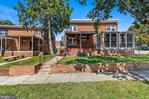 1016 Galloway St, Washington, DC 20011-6422