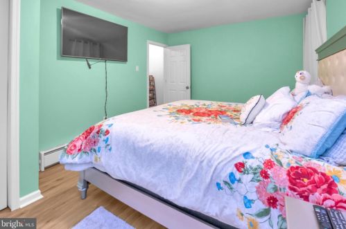 619 Manatawny St, Pottstown PA  19464-9408 exterior