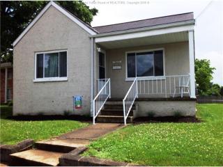 206 Walker St, Nitro, WV 25143-2228