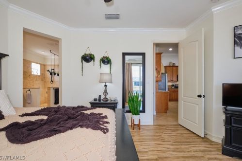 1121 1 Ter, Cape Coral FL  33991-1591 exterior