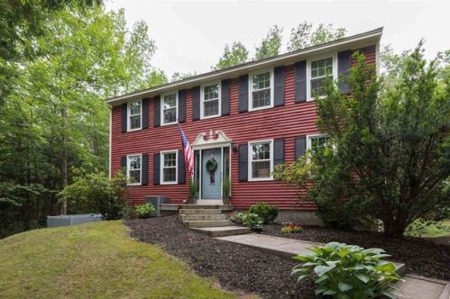 18 Bennett Way, Newmarket, NH 03857-2340