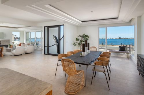 3535 Riviera Dr, San Diego CA 92109-6641 exterior