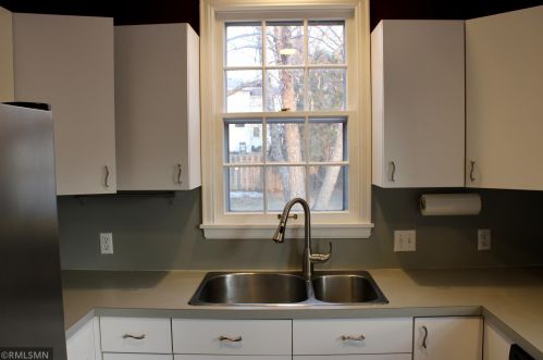 2719 Raleigh Ave, Minneapolis MN 55416-1911 exterior