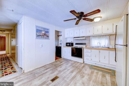 34068 Red Oak Dr, Frankford DE  19945-3437 exterior