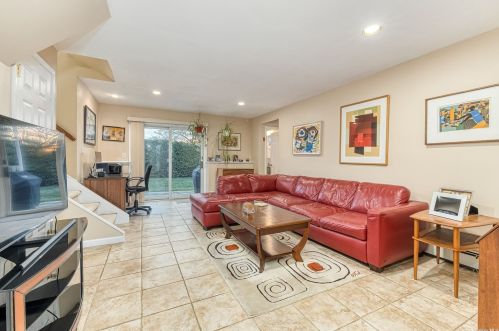 2638 Hewlett Ln, North Bellmore NY  11710-4415 exterior