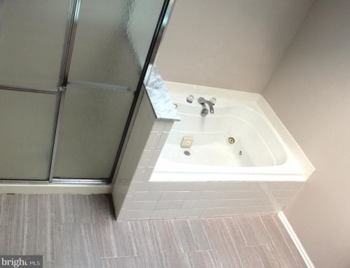 1408 Wharton Rd, Mount Laurel NJ  08054-5298 exterior