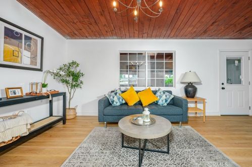 4469 Vincent Ave, Covina CA  91722-2365 exterior