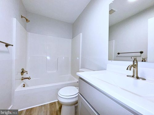 810 Beckwith St, Charles Town WV  25414-1439 exterior