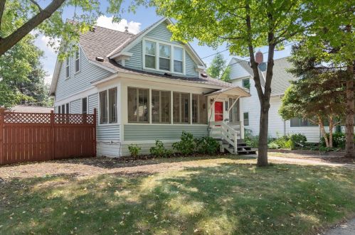 113 35th St, Minneapolis, MN 55408-4534