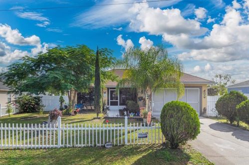 1600 Perdido Ct, Kissimmee, FL 34759-4804