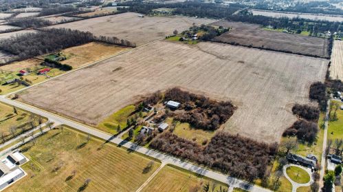 7186 National Rd, Brookville OH  45309-9217 exterior