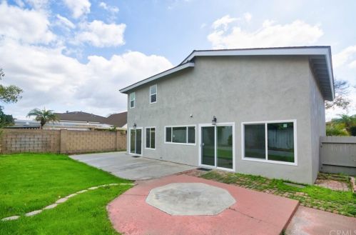 1527 Alexis Ave, Anaheim CA 92802-1326 exterior