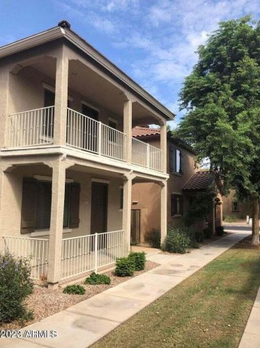 3775 Santa Fe Ln, Gilbert AZ  85297-3532 exterior