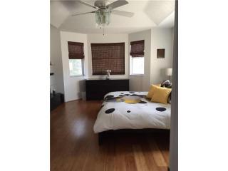 15702 80th Ln, Miami, FL 33193-5258