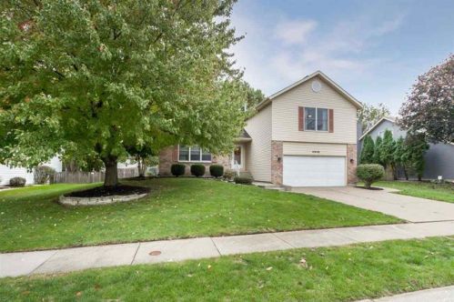 4949 Greystone Dr, Panarama Park, IA 52722-6253