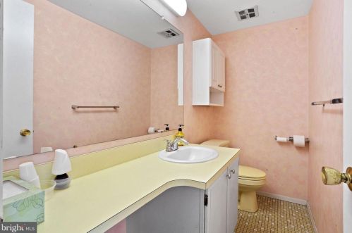 16 Turner Ln, Willingboro NJ  08046-3622 exterior