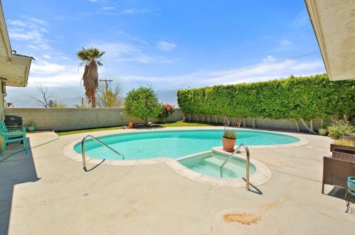 11205 Foxdale Dr, Desert Hot Springs, CA 92240-2763