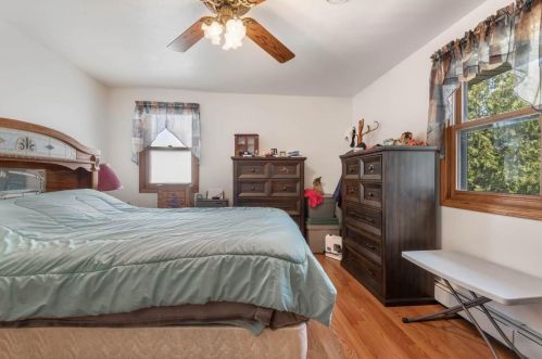 1157 Crestwood Dr, Green Bay WI 54313-5411 exterior