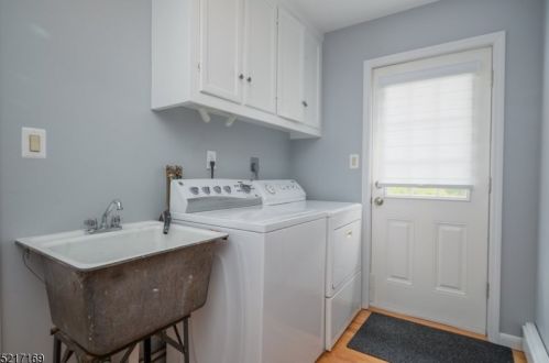 30 Friar Rd, Greystone Park NJ  07950-3022 exterior