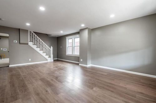 2433 Hay St, Easton PA  18042-5353 exterior