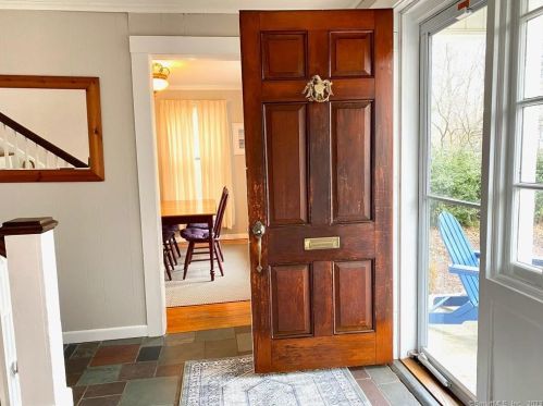 120 Elm St, Stonington CT  06378-1166 exterior