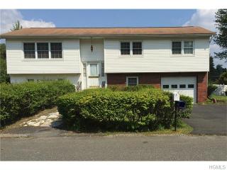 6 Arcadia Ct, Sloatsburg, NY 10974-2616