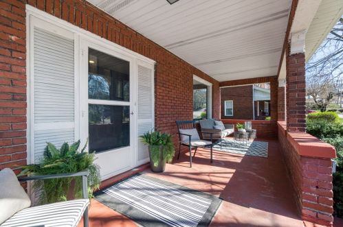 433 Green St, Whitaker PA  15120-3031 exterior