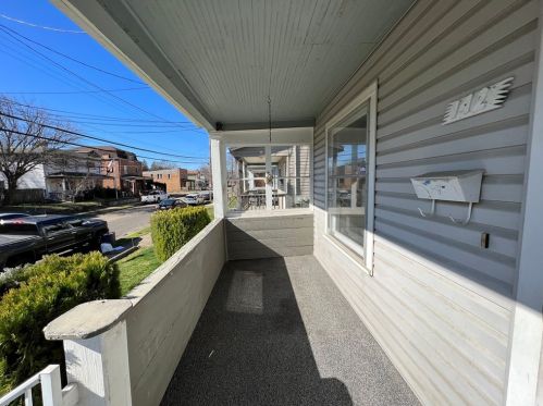 142 Maplewood Ave, Ambridge PA  15003-2110 exterior