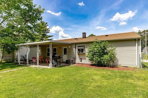 318 Whitewater Dr, New Haven OH  45030-1443 exterior