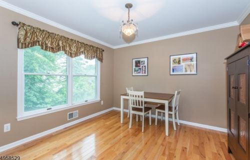 4 Roberts Rd, Dover NJ  07869-3475 exterior