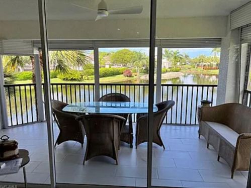 8192 Saratoga Dr, Naples, FL 34113-3017