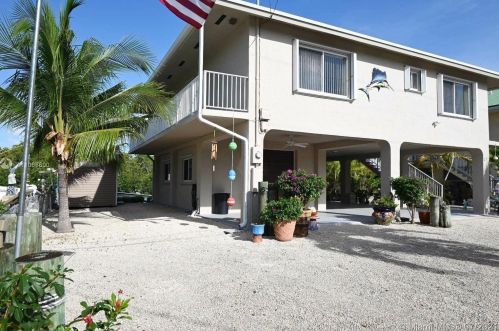 233 La Paloma Rd, Key Largo, FL 33037-4652