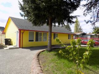 9047 Pepperidge Ln, Yelm, WA 98597-9725
