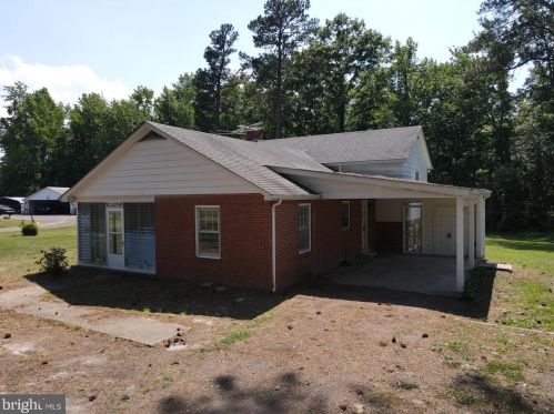 13952 Kings Hwy, Montross VA  22520-2419 exterior
