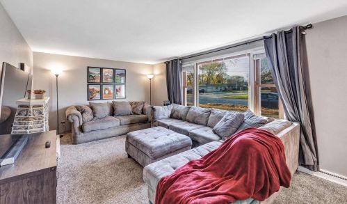1311 Locust St, Green Bay, WI 54303-4307
