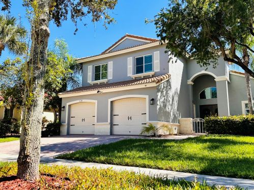 4176 Torres Cir, West Palm Beach, FL 33409-7862