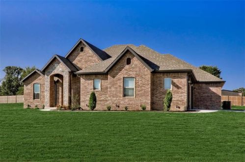 402 Quail Run, Springdale, AR 72762