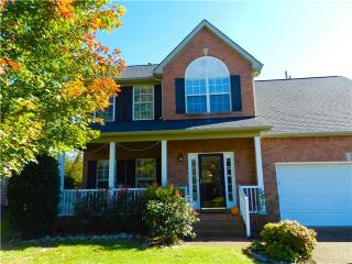 119 Grove Ln, Hendersonville, TN 37075-7006