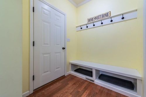 226 Tacoma Ave, Latrobe PA  15650-1237 exterior