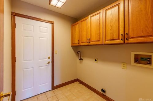 240 Fivepines Ct, Englewood OH  45315-9636 exterior