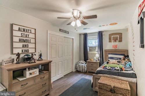 107 Allison Rd, Willow Grove PA  19090-3112 exterior