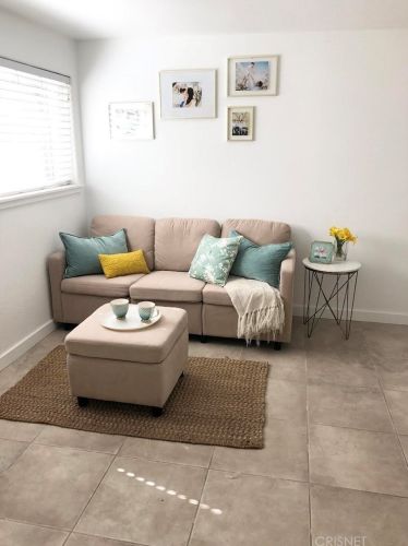 320 Rossmore Dr, Oxnard CA  93035-4465 exterior