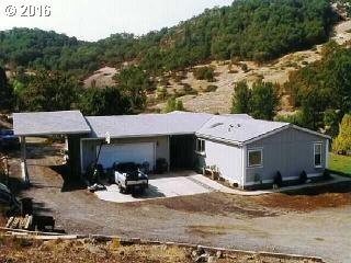 2696 Booth Ave, Roseburg, OR 97470-4120