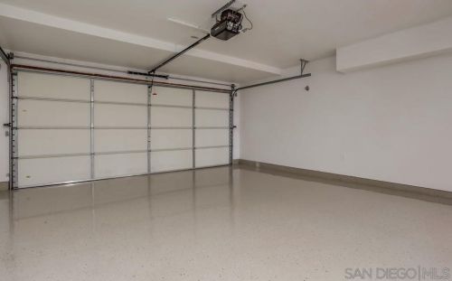 916 Alyssum Rd, Carlsbad CA  92011-3907 exterior