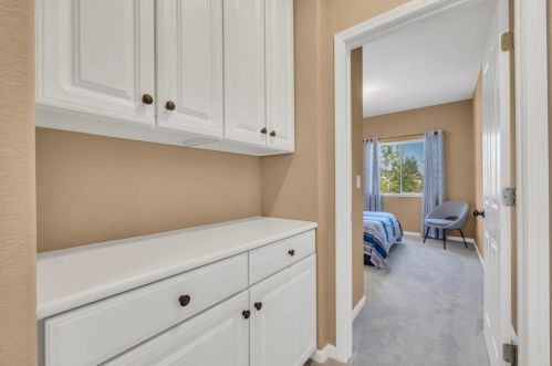 1929 Bastona Dr, Elk Grove CA 95758-7104 exterior